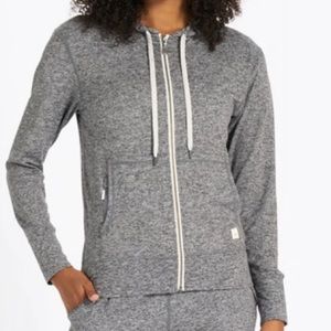Vuori Halo Performance Hoodie size medium